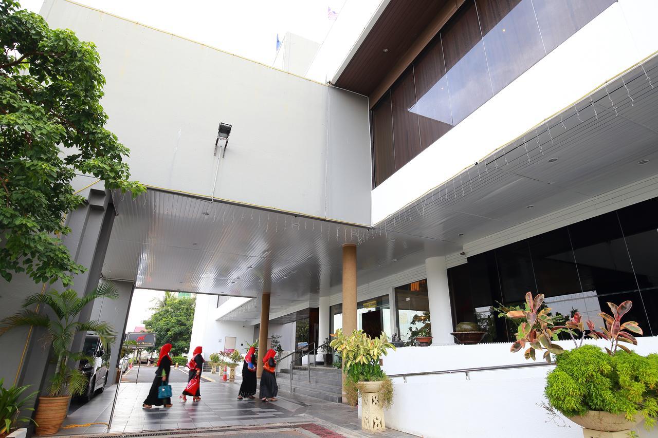 The Putra Regency Hotel Kangar Exterior foto